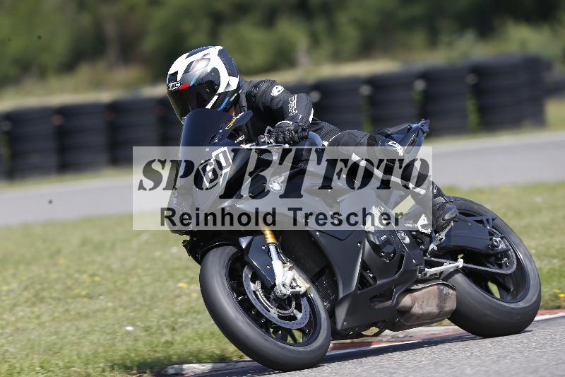 /45 10.08.2025 Plüss Moto Sport ADR/Einsteiger/60